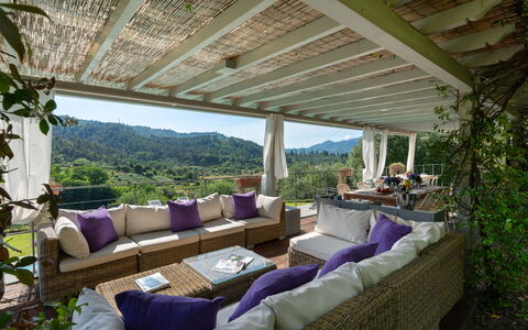 Villa Luxury Marignana: Proprietà, Mobilia, Pianta, Shade, Interior Design, Sedia, Mobili Da Esterno, Tempo Libero, Immobiliare, Albero