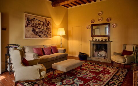 Villa Marliana: Mobilia, Interior Design, Pavimentazione, Parete, Pavimento, Camera, Divano, Legna, Soggiorno, Soffitto