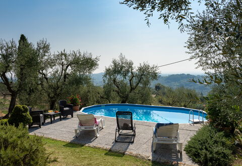 Casa Mimy: Acqua, Cielo, Pianta, Piscina, Albero, Mobili Da Esterno, Shade, Tempo Libero, Immobiliare, Paesaggio