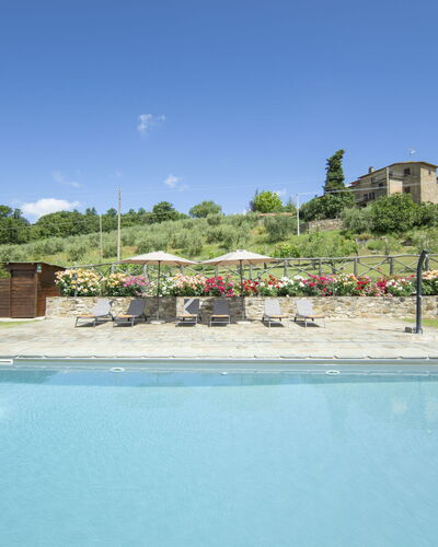 La Dama: Water, Sky, Plant, Property, Swimming Pool, Azure, Tree, Building, Cloud, Grass