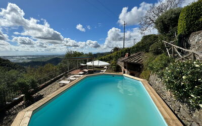 Borgo Bucatra Tramonto: Water, Cloud, Sky, Water Resources, Daytime, Property, Plant, Swimming Pool, Nature, Azure