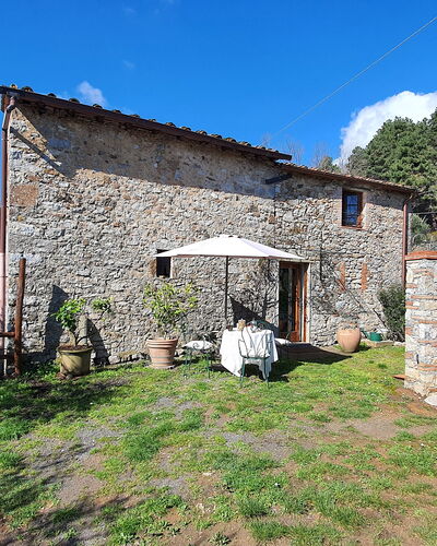 Il Cantuccio: Sky, Cloud, Plant, Property, Building, Tree, Land Lot, Rural Area, Cottage, Grass