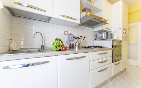 Leandro's House Near Thermal Baths: Kitchen Sink, Cabinetry, Countertop, Sink, Tap, Kitchen, Building, Interior Design, Drawer, Kitchen Stove