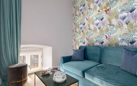 Torretta Penthouse: Interior Design, Tessile, Mobilia, Soggiorno, Sfondo, Lancia Cuscino, Cuscino, Tenda
