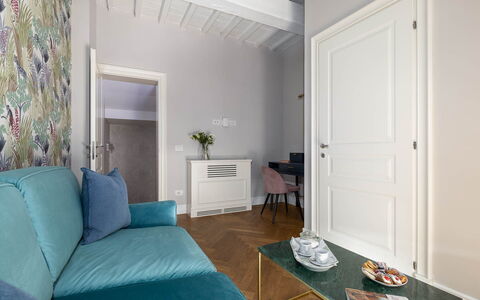 Torretta Penthouse: Interior Design, Mobilia, Pavimentazione, Parete, Pavimento, Legna, Camera, Tessile, Casa, Soggiorno