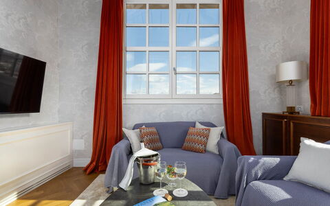 Torretta Penthouse: Interior Design, Mobilia, Pavimentazione, Pavimento, Tessile, Camera, Casa, Soggiorno, Appartamento, Soffitto
