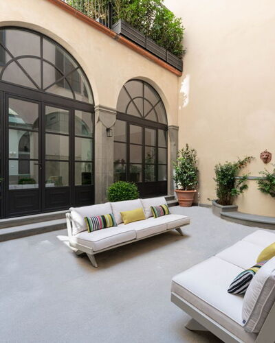 Duomo Penthouse: Plant, Property, Building, Interior Design, Lighting, Architecture, Flowerpot, Comfort, Houseplant, Residential Area
