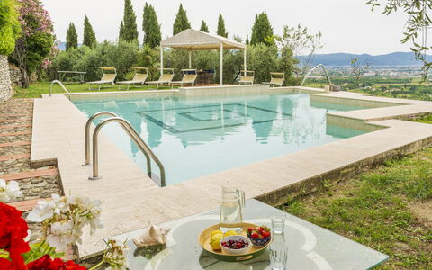 Villa Montegattoli, Pool, Landscape, Wifi, Ac: Acqua, Proprietà, Cielo, Pianta, Azzurro, Tavola, Piscina, Architettura, Albero, Mobili Da Esterno