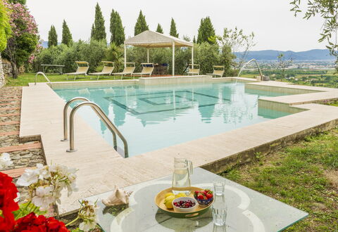 Villa Montegattoli, Pool, Landscape, Wifi, Ac: Acqua, Proprietà, Cielo, Pianta, Azzurro, Tavola, Piscina, Architettura, Albero, Mobili Da Esterno