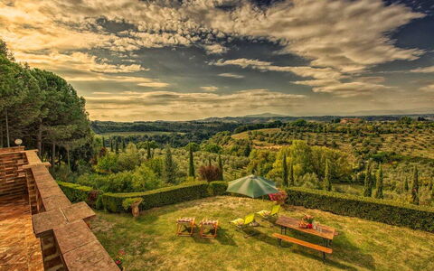 Leccino: Nube, Cielo, Pianta, Paesaggio Naturale, Foglia, Albero, Lotto, Legna, Highland, Vegetazione
