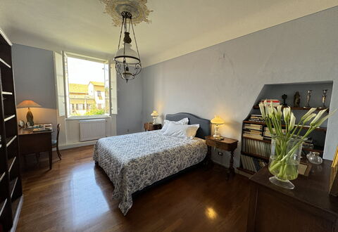 Piazza S. Romano: Mobilia, Pianta, Finestra, Comfort, Tavolo, Costruzione, Legna, Interior Design, Pianta Della Casa, Shade