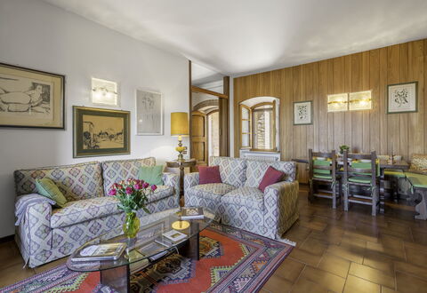 Casa Martina, Piazza Delle Erbe, San Gimignano: Furniture, Interior Design, Flooring, Couch, Floor, Room, Ceiling, Table, Living Room, Lighting