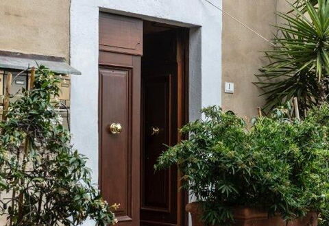 Bocelli: Plant, Property, Building, Door, Wood, House, Wall, Line, Home Door