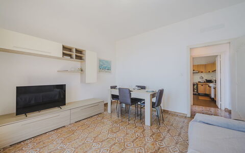 Daniela: Building, Wood, Hall, Picture Frame, Flooring, Floor, Living Room, House, Table, Real Estate