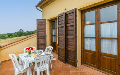 Accommodation:&nbsp;Bellavista 200.3