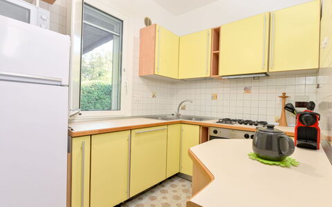 Il Gualdo: Kitchen, Kitchen Appliance, Major Appliance, Interior Design, Countertop, Flooring, Room, Ceiling, Cabinetry, Floor
