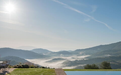 Villa Torre: Geografia Montane, Montagna, Natura, Collina, Paesaggio Naturale, Highland, Paesaggio, Hill Station, Catena Montuosa, Pascolo