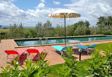 Casale Gioiello: Mobilia, Mobili Da Esterno, Tavolo, Piscina, Ricorrere, Sedia, Tavolo Esterno, Shade, Lettino, Giardino