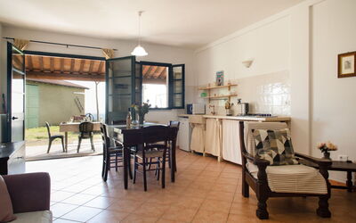Accommodation:&nbsp;Le Debbiare 500.13