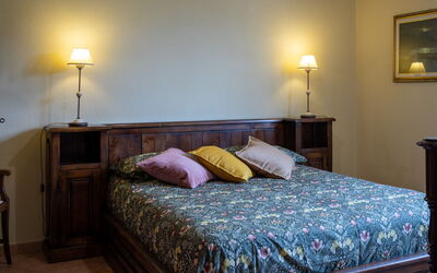 Accommodation:&nbsp;Le Debbiare 500.6