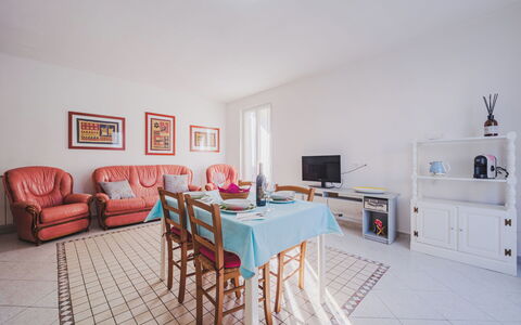 La Palma: Flooring, Floor, Interior Design, Furniture, Ceiling, Room, Apartment, Home, Living Room, Couch