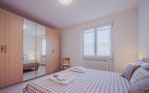 La Palma: Bed, Interior Design, Furniture, Bedroom, Floor, Bedding, Bed Sheet, Room, Flooring, Linens