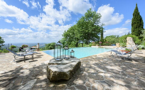 Villa Tregole: Flagstone, Giardino, Shade, Landscaping, Mobili Da Esterno