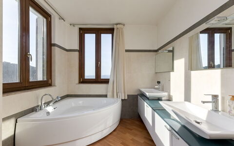 Augusta: Interior Design, Flooring, Plumbing Fixture, Bathroom, Floor, Sink, Tap, Ceiling, Bathtub, Home