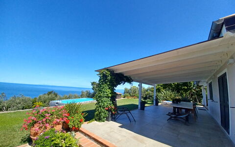 Il Tramonto: Blu, Shade, Tempo Libero, Mare, Oceano, Mobili Da Esterno, Ricorrere, Piscina, Eco Hotel, Costa