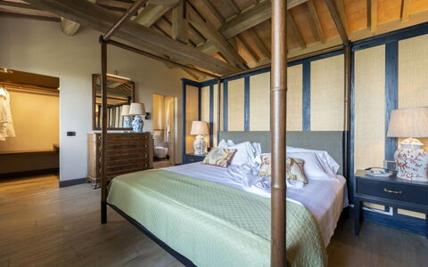 Battisole: Interior Design, Mobilia, Legna, Pavimentazione, Pavimento, Camera Da Letto, Letto, Soffitto, Illuminazione, Casa