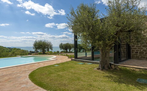 Villa Trasimena: Giardino, Estate, Landscaping, Piscina, Shade, Agriturismo, Villa, Backyard, Hacienda