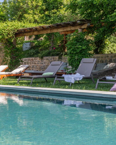 Casale le Fonti: Swimming Pool, Outdoor Furniture, Garden, Sunlounger, Resort, Shade, Eco Hotel, Backyard, Leisure, Landscaping