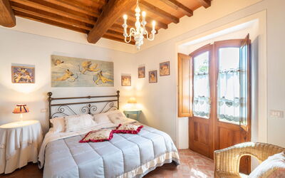 Accommodation:&nbsp;San Regolo 915.2