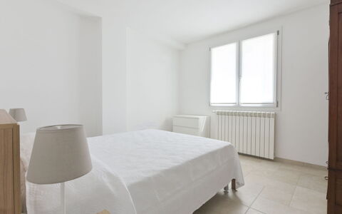 Follonica 610: Pavimentazione, Interior Design, Pavimento, Legna, Mobilia, Camera Da Letto, Camera, Letto, Soffitto, Appartamento