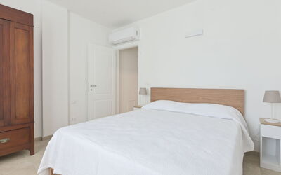 Accommodation:&nbsp;Pianosa 610.4