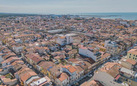 La Mansardina: Urban Design, Shade, Landscaping, Parco, Resort Citta ', Ricorrere