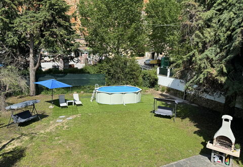 Il Volo Del Nibbio: Mobilia, Giardino, Prato, Sedia, Mobili Da Esterno, Backyard, Piscina, Shade, Cortile, Landscaping