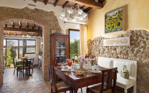 Casa Meletta: Mobilia, Interior Design, Parete, Tavolo, Sedia, Legna, Pavimentazione, Sala Da Pranzo, Cucina & Sala Da Pranzo Tavolo, Camera