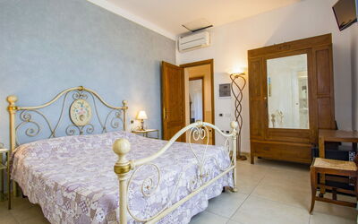Accommodation:&nbsp;Bianco 35.1