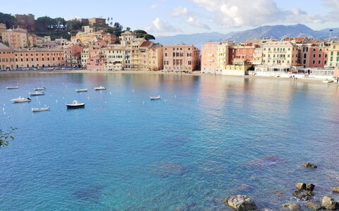 Via Nazionale: Blue, Coast, Coastal And Oceanic Landforms, Sea, Shore, Channel, Beach, Ocean, Bay, Resort Town