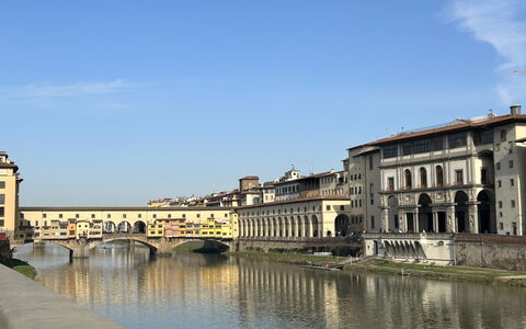 San Cristofano Blu Apartment Santa Croce, Florence: Acqua, Risorse Idriche, Corpo D'Acqua, Waterway, Alveo, Canale, Ponte, Città, Canale, Architettura