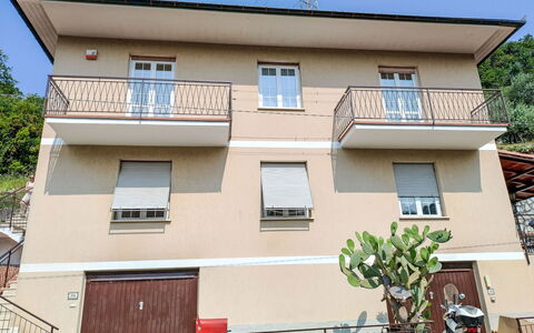 Titta: Piscina, Shade, Ricorrere, Landscaping, Resort Citta ', Recinzione, Hotel, Località Balneare