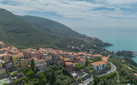 La Frida: Zona Residenziale, Orizzonte, Costa, Paesaggio, Costiera E Morfologie Oceanic, Mare, Hill Station, Visione Globale, Sobborgo, Oceano