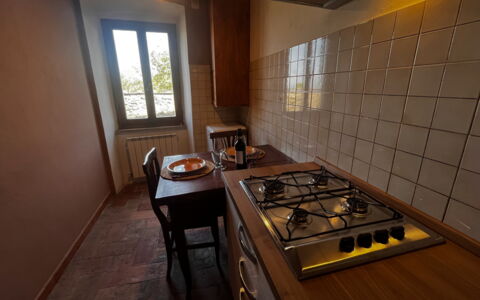 Appartamento Del Mercato: Cucina Stufa, Apparecchio Major, Elettrodomestico Da Cucina, Cucina, Stufa A Gas, Stufa, Piano Cottura, Pavimentazione, Controsoffitto, Elettrodomestico
