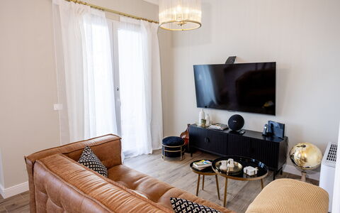 Casa Coccinella: Mobilia, Interior Design, Pavimentazione, Divano, Soggiorno, Legna, Pavimento, Camera, Casa, Appartamento