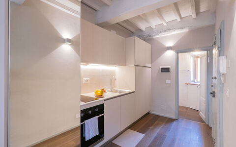 Guelfa 60: Interior Design, Flooring, Wood, Ceiling, Floor, Major Appliance, Room, Lighting, Kitchen, Home