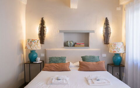 Guelfa 60: Furniture, Bed, Interior Design, Bedroom, Bedding, Wall, Bed Sheet, Cushion, Room, Throw Pillow