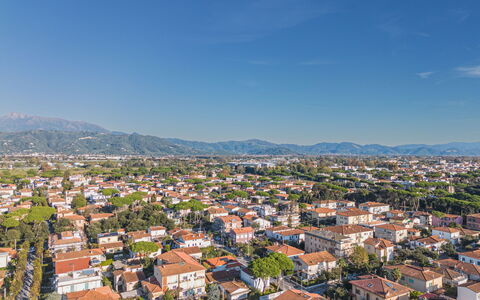 Onda Loft: Daytime, Urban Area, Residential Area, City, Horizon, Neighbourhood, Bird'S-Eye View, Town, Landscape, Metropolitan Area