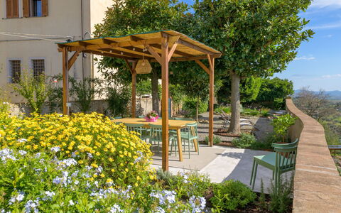 Il Belvedere di Montiano: Recreation, Leisure, Shade, Outdoor Furniture, Park, Vacation, Eco Hotel, Resort, Deck