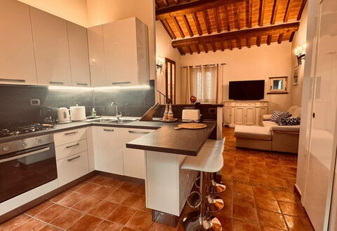 Casa Castelli: Mobilia, Interior Design, Pavimentazione, Controsoffitto, Legna, Cucina, Pavimento, Soffitto, Cabinetry, Elettrodomestico Da Cucina